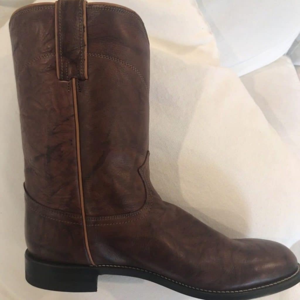 Picture of Justin roper deerskin boots, which I really like for horseback riding.