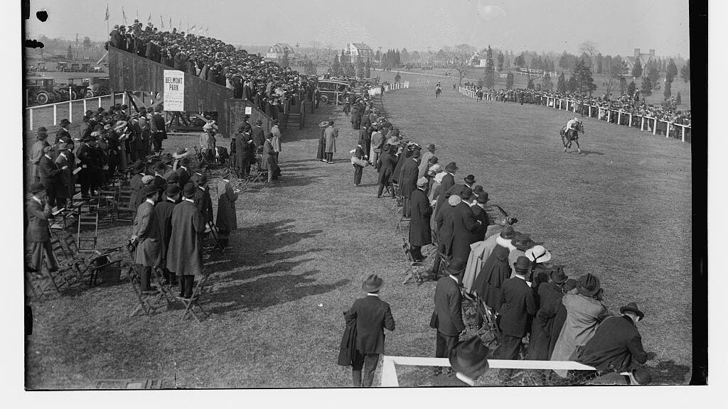 Toreador winning a race at Belmont Park in 1916 &mdash; the largest dirt oval in North America, home of the Belmont Stakes and the classic closers' track